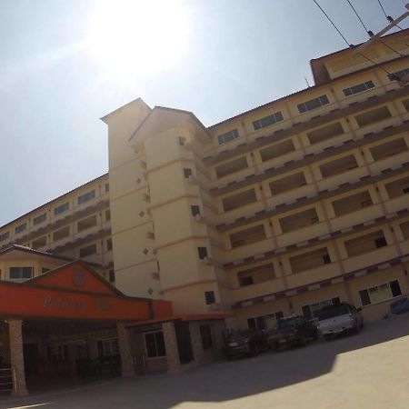 Oyo 523 Aa Pattaya Ville Экстерьер фото
