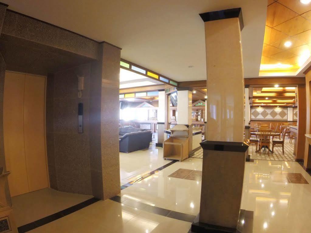Oyo 523 Aa Pattaya Ville Экстерьер фото